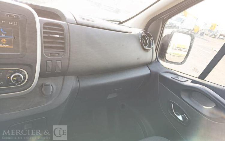 NISSAN NV300 FOURGON 2.0 DCI 145ch – CABINE APPRO – DIESEL – 105234 KMS – ANNEE 2020 GRIS FV-208-LF