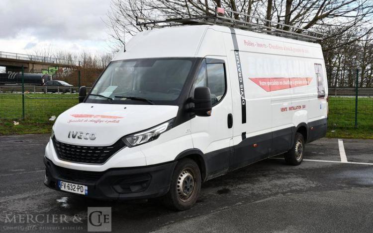 IVECO DAILY 3.0 180ch L3H3 BVA BLANC FV-632-PD
