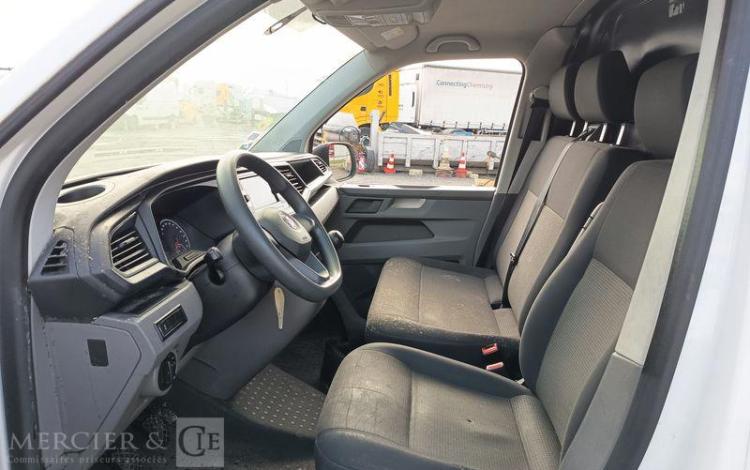VOLKSWAGEN TRANSPORTER T6 2.0 TDI 110ch 2T8 L1H1 BLANC FV-667-HN