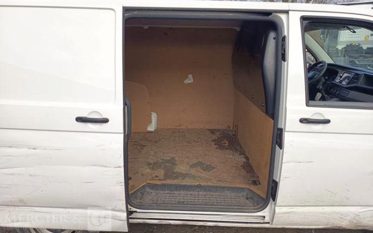 VOLKSWAGEN TRANSPORTER T6 2.0 TDI 110ch 2T8 L1H1 BLANC FV-667-HN