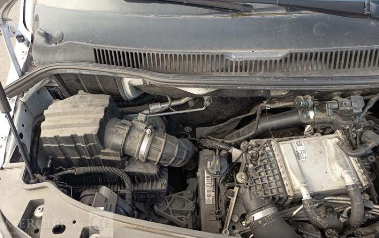 VOLKSWAGEN TRANSPORTER T6 2.0 TDI 110ch 2T8 L1H1 BLANC FV-667-HN