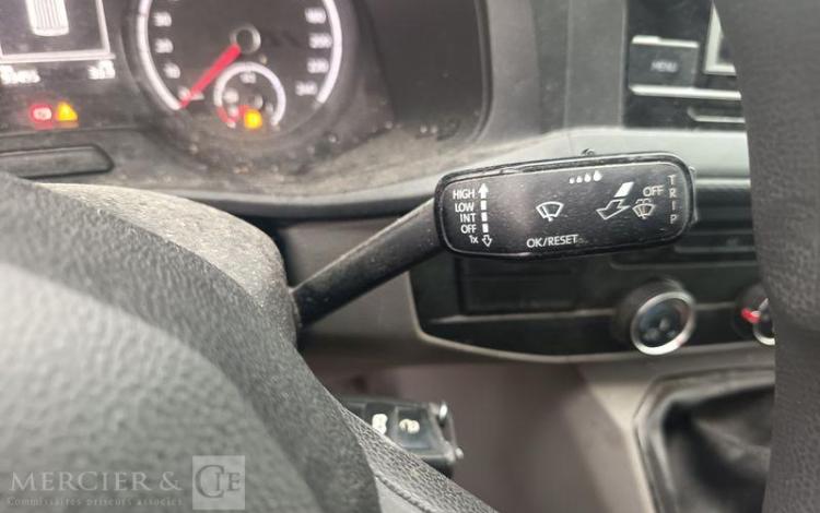 VOLKSWAGEN TRANSPORTER T6 2.0 TDI 110ch 2T8 L1H1 BLANC FV-760-FF