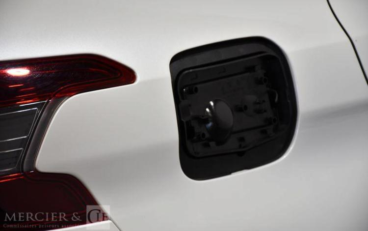 PEUGEOT 308 1.5 BLUEHDI 130ch ROADTRIP BLANC FV-815-SL