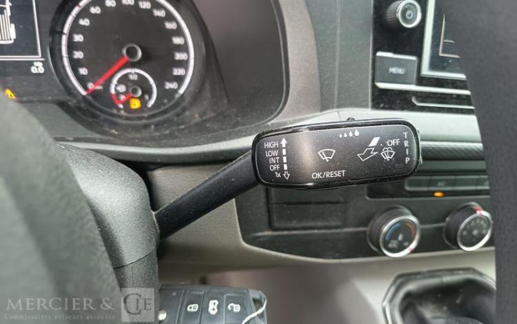 VOLKSWAGEN TRANSPORTER T6 2.0 TDI 110ch 2T8 L1H1 BLANC FV-858-BW