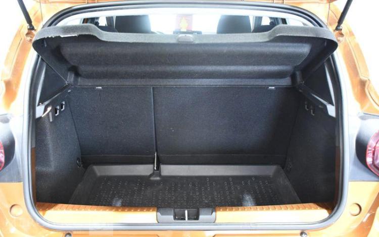 DACIA SANDERO STEPWAY CONFORT TCE 90 ORA FW-284-RQ