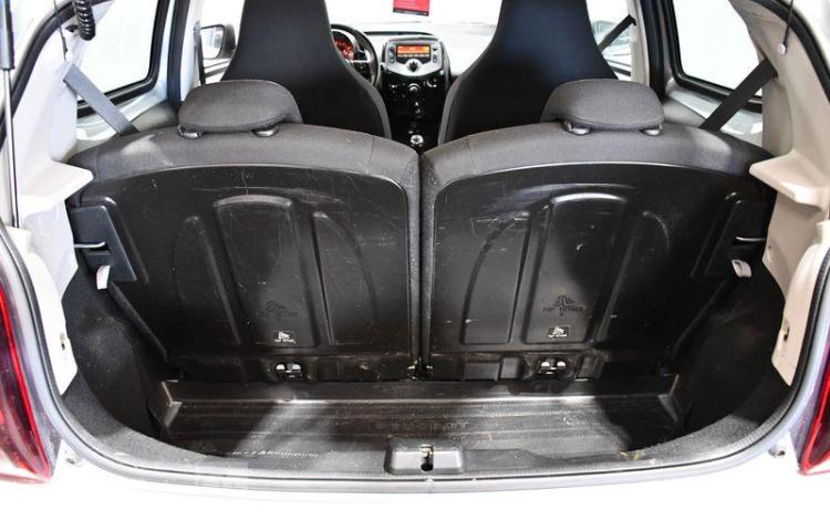 PEUGEOT 108 VTi 72 STYLE S&S GRIS FW-764-PX