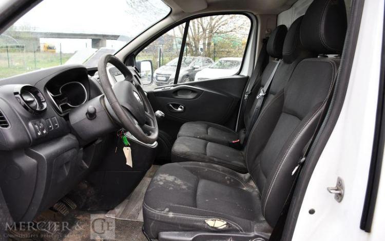 RENAULT TRAFIC GCF L2H1 1300 DCI 120 BLANC FX-094-ZX