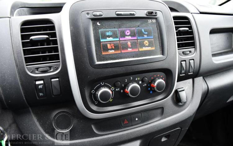 RENAULT TRAFIC GCF L2H1 1300 DCI 120 BLANC FX-106-ZX