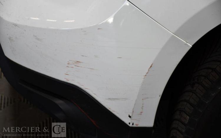 DACIA DUSTER 1.5 BLUEDCI 115cv ESSENTIEL 4X2 BLANC FX-282-CB