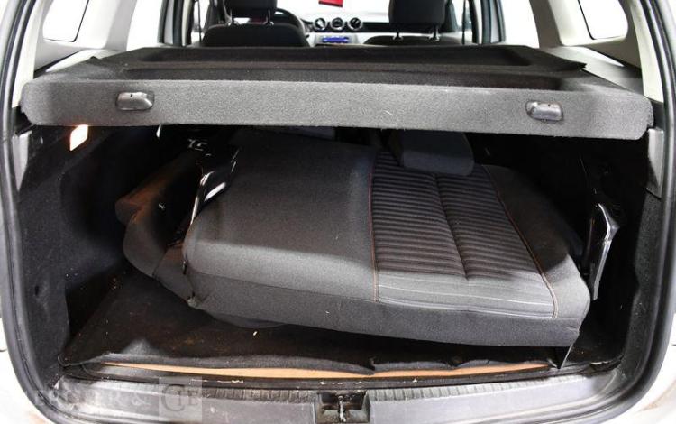 DACIA DUSTER 1.5 BLUEDCI 115cv ESSENTIEL 4X2 BLANC FX-282-CB