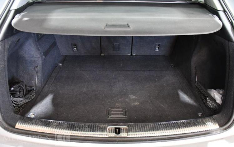 AUDI Q5 GRIS FX-765-LB