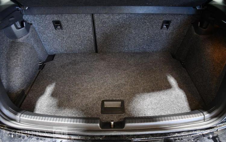 VOLKSWAGEN POLO 1.0 TSI 115ch R-LINE DSG NOIR FX-795-EQ