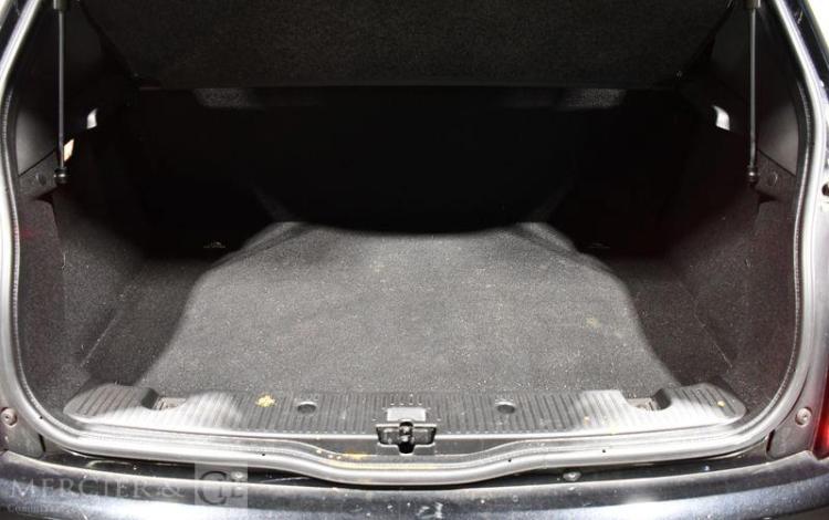 RENAULT TWINGO LIFE NOIR FY-411-TM