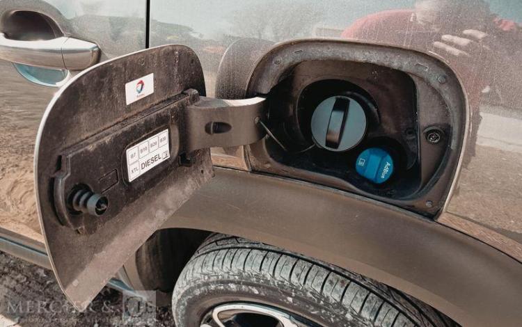 CITROEN C3 AIRCROSS BLUEHDI 110 S&S GRIS FZ-823-EP