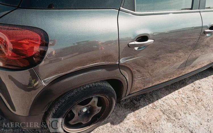 CITROEN C3 AIRCROSS BLUEHDI 110 S&S GRIS FZ-823-EP