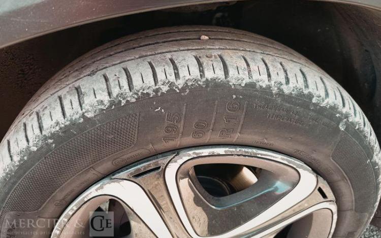 CITROEN C3 AIRCROSS BLUEHDI 110 S&S GRIS FZ-823-EP