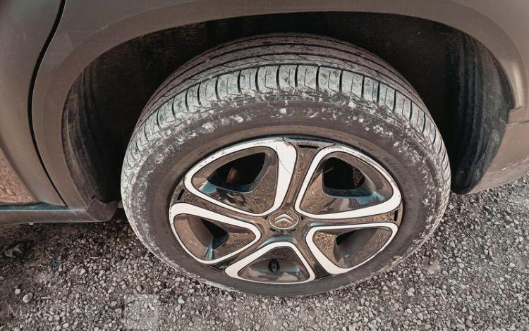 CITROEN C3 AIRCROSS BLUEHDI 110 S&S GRIS FZ-823-EP