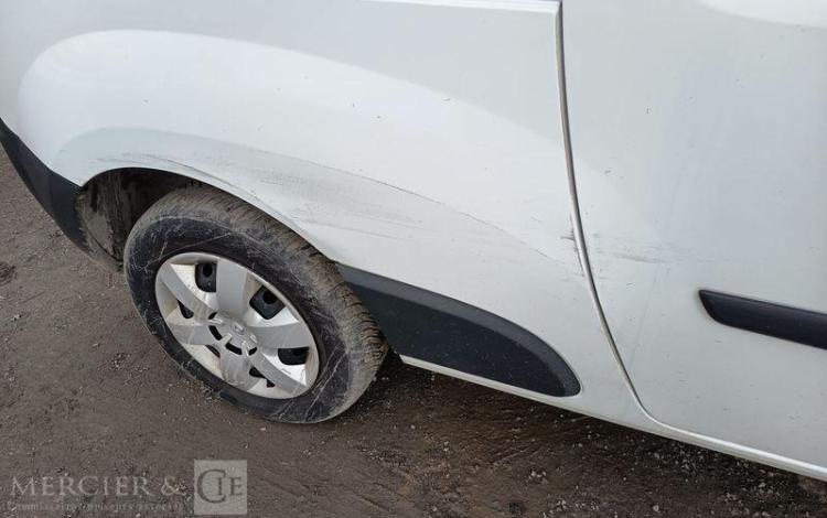 RENAULT KANGOO MAXI 1.5 BLUEDCI 95ch GRAND-VOLUME GRAND-CONFORT BLANC GA-055-EX