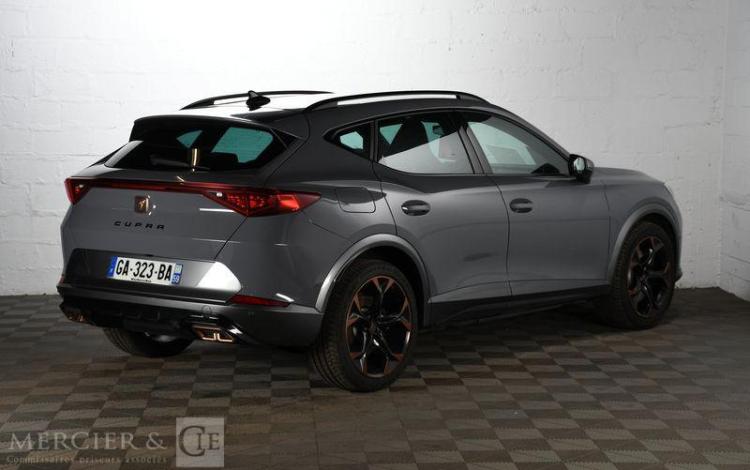 CUPRA FORMENTOR 1,4 e-HYBRID 245 VZ DSG GRIS GA-323-BA