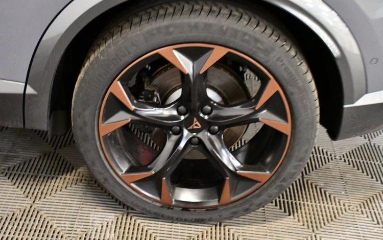 CUPRA FORMENTOR 1,4 e-HYBRID 245 VZ DSG GRIS GA-323-BA