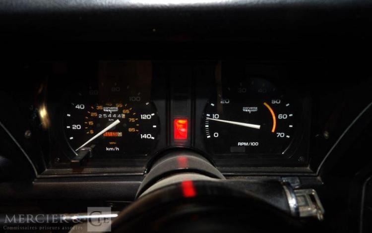 CHEVROLET CORVETTE C3 ROUGE GA-443-CW