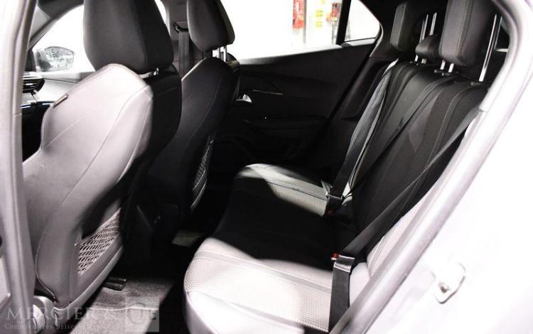 PEUGEOT 2008 1,2 PURETECH  GA-538-EP