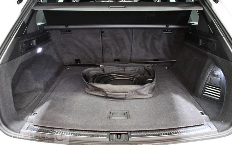 VOLKSWAGEN TOUAREG 3.0 TSI E-HYBRID 381H 340 PHEV  ELEGANCE 4MOTION TIPTRONIC BLANC GB-657-JC