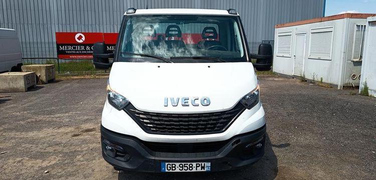 IVECO DAILY 6 CCB 35C16 3,0D 16V 160 CV  EQUIPE BRAS AMPLIROL + 3 BENNES BLANC GB-958-PW