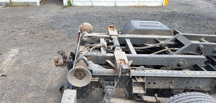 IVECO DAILY 6 CCB 35C16 3,0D 16V 160 CV  EQUIPE BRAS AMPLIROL + 3 BENNES BLANC GB-958-PW