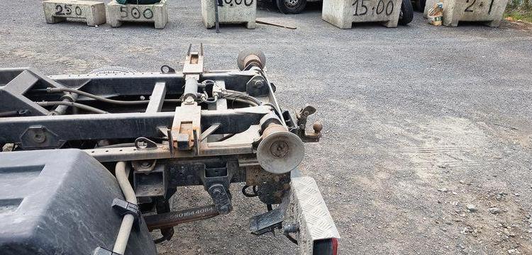 IVECO DAILY 6 CCB 35C16 3,0D 16V 160 CV  EQUIPE BRAS AMPLIROL + 3 BENNES BLANC GB-958-PW