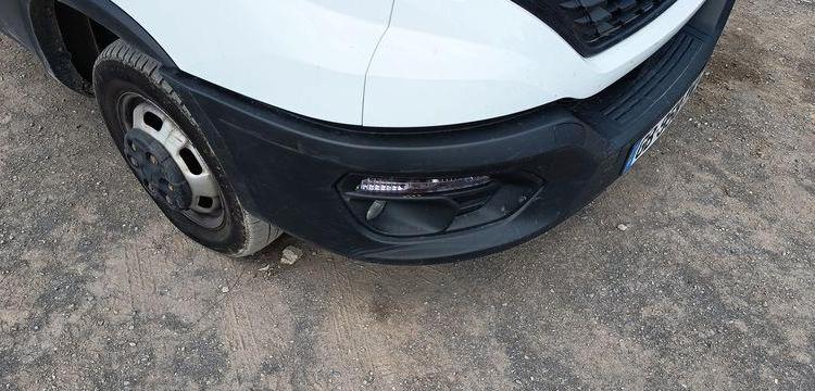 IVECO DAILY 6 CCB 35C16 3,0D 16V 160 CV  EQUIPE BRAS AMPLIROL + 3 BENNES BLANC GB-958-PW