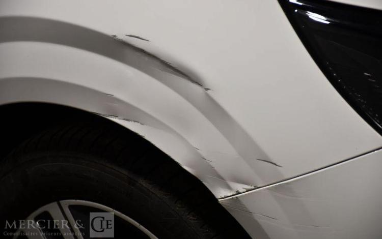 PEUGEOT 208 PURE TECH 100 S&S BLANC GC-129-LB