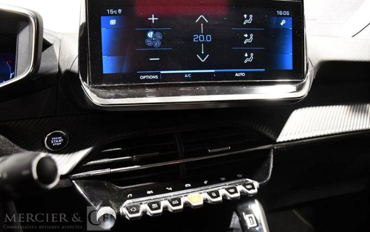 PEUGEOT 208 PURE TECH 100 S&S BLANC GC-129-LB