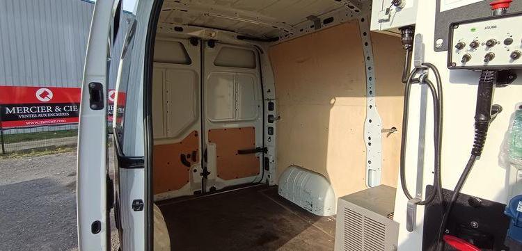 RENAULT MASTER AVEC NACELLE KLUBB KL32 / 10 M – 271 HEURES BLANC GC-197-VK