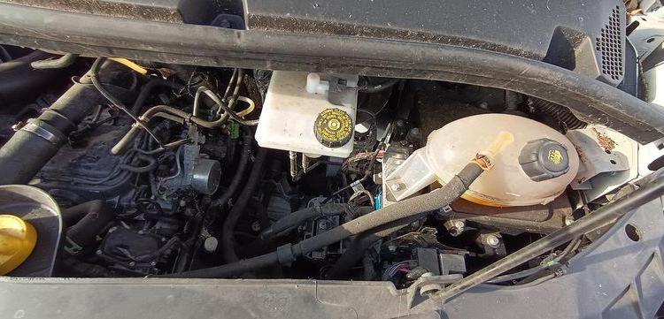 RENAULT MASTER AVEC NACELLE KLUBB KL32 / 10 M – 271 HEURES BLANC GC-197-VK