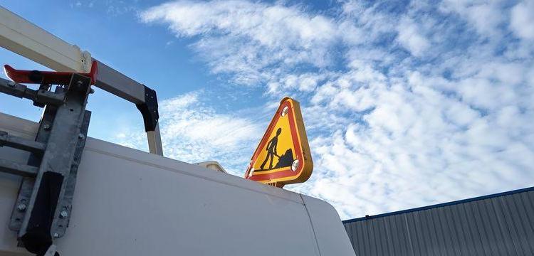 RENAULT MASTER AVEC NACELLE KLUBB KL32 / 10 M – 271 HEURES BLANC GC-197-VK