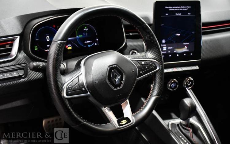 RENAULT CLIO V 1.6 E-TECH 140ch MHEV RS LINE BVA NOIR GD-070-WB