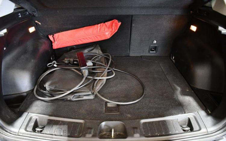 JEEP COMPASS BLEU GE-836-VF