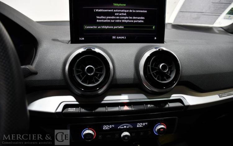 AUDI Q2 1.5 35 TFSI 150ch S-LINE S-TRONIC GRIS GF-526-RN