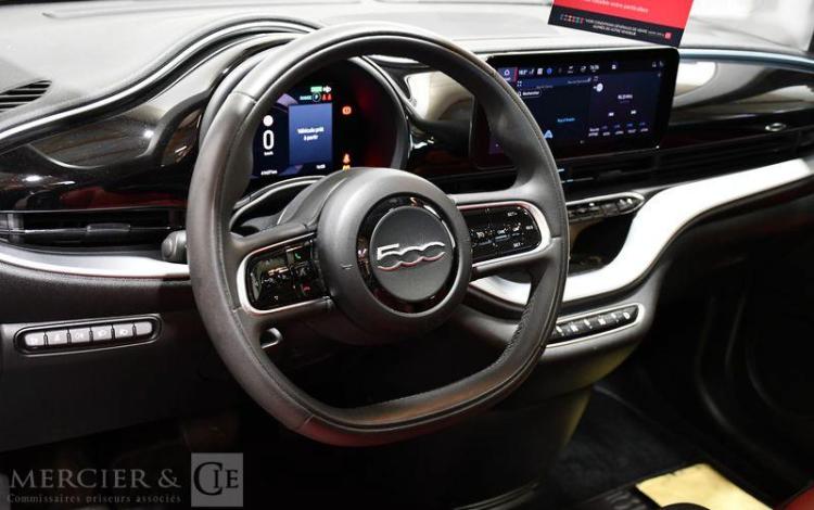 FIAT 500 NOIRE GF-704-DX