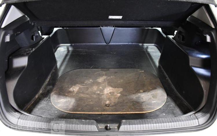 VOLKSWAGEN GOLF VIII SOCIETE 2.0 TDI 115ch LIFE BUSINESS 1ST REVERSIBLE BLANC GF-761-NR