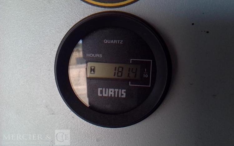 RENAULT MASTER NACELLE SUR VL 12M KLUBB KL32 181H BLANC GG-202-TV