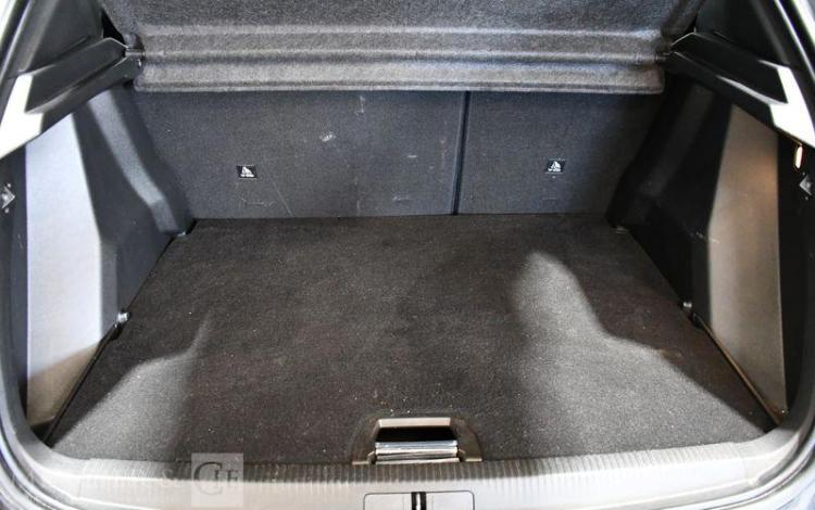 PEUGEOT 2008 1.2 PURETECH 130ch STYLE EAT GRIS GG-219-LX