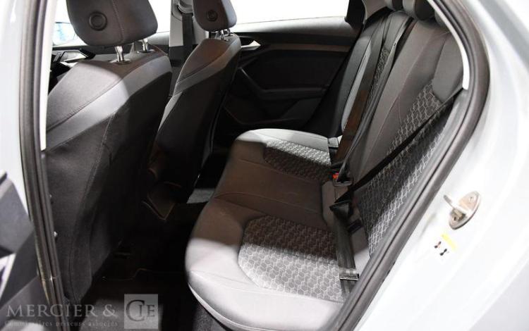 AUDI A1 SPORTBACK 1,0 TFSI ADVANCED GRIS GG-299-NM