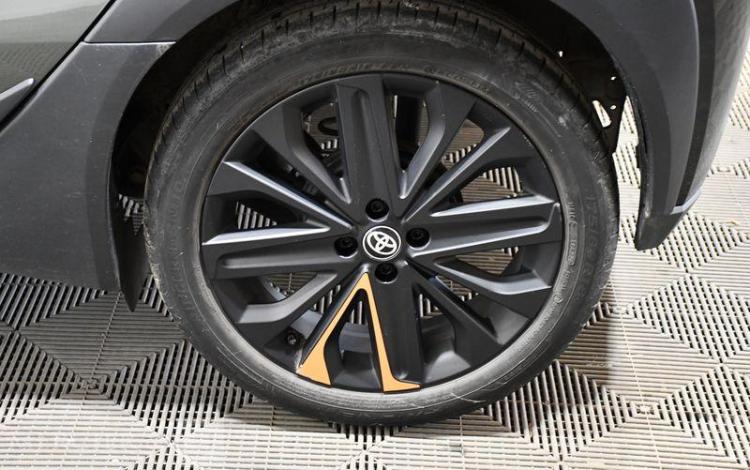 TOYOTA AYGO X VERT GG-436-NV