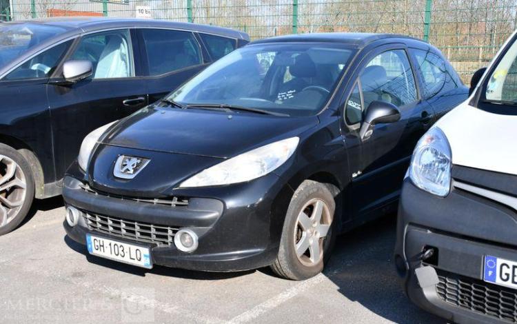 PEUGEOT 207 1.4 VTI 95 URBAN MOVE NOIR GH-103-LQ