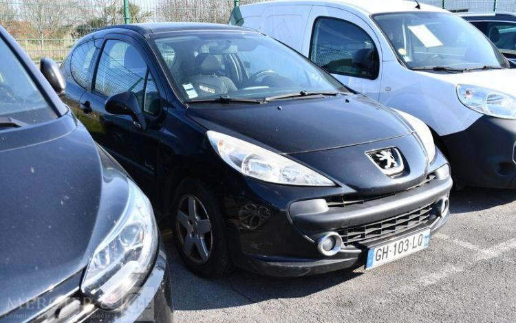 PEUGEOT 207 1.4 VTI 95 URBAN MOVE NOIR GH-103-LQ