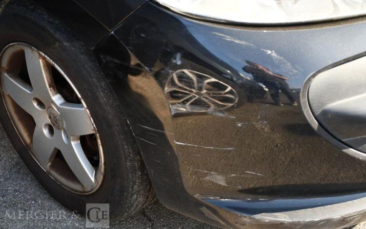 PEUGEOT 207 1.4 VTI 95 URBAN MOVE NOIR GH-103-LQ