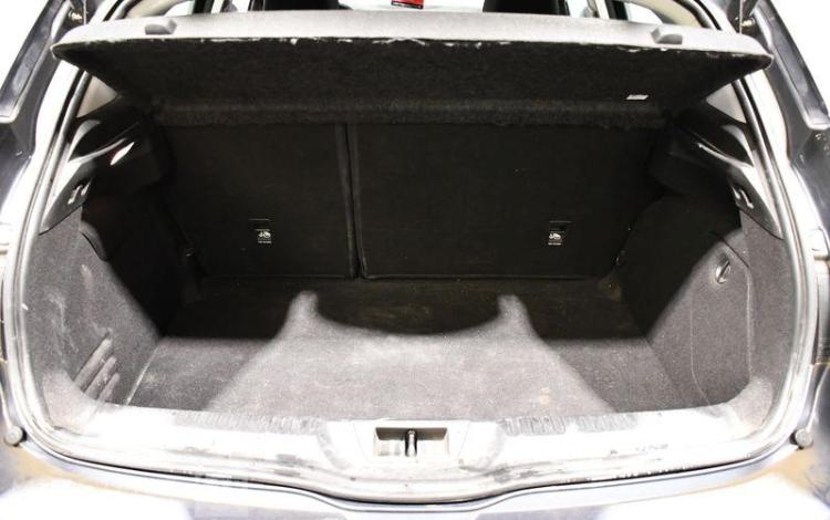 RENAULT MEGANE BERLINE EVOLUTION BLUE DCI 115 EDC GRIS GK-736-SP