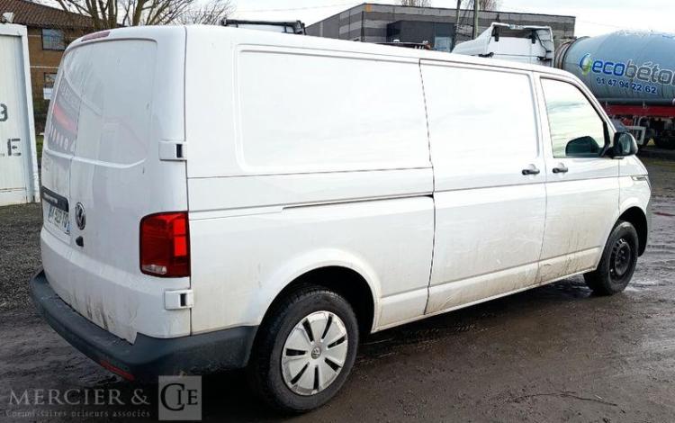 VOLKSWAGEN TRANSPORTER T6 (7H) Fourgon L2H1 2.0 TDI 16V 150 cv – DIESEL – ANNEE 2022 BLANC GK-923-TQ